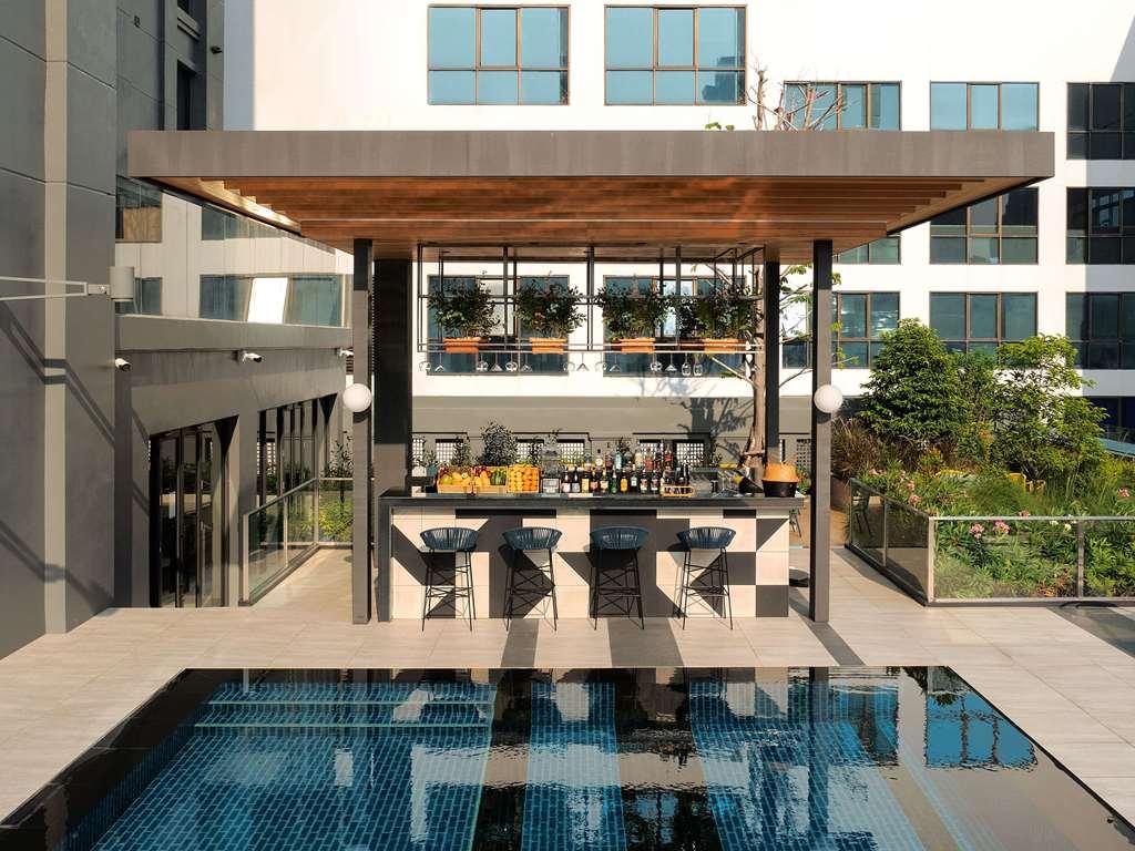Tribe Living Bangkok Sukhumvit 39 By Accorhotels Εστιατόριο φωτογραφία